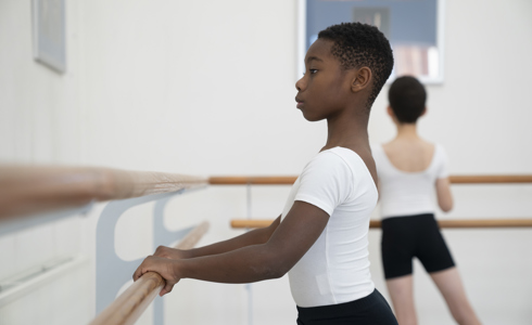 Elmhurst Ballet School opens its doors to aspiring young dancers