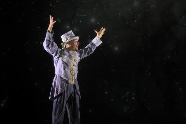 Joss Arnott Dance announces 2026/2027 UK and international tour for the company’s acclaimed Meet the Hatter