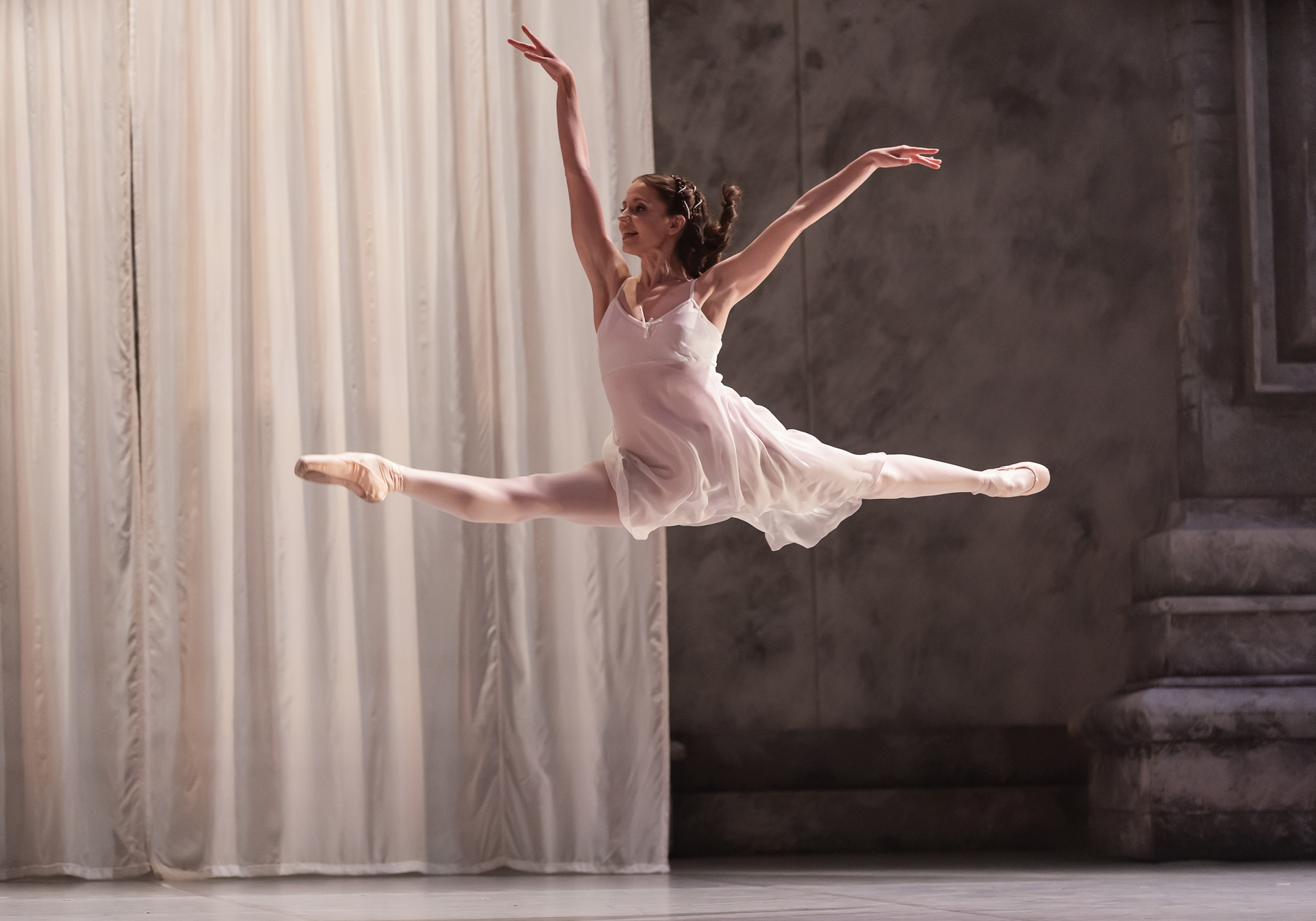 Dominique Larose in Romeo and Juliet. Photo Emily Nuttall. Dominique Larose in Romeo and Juliet. Photo Emily Nuttall.