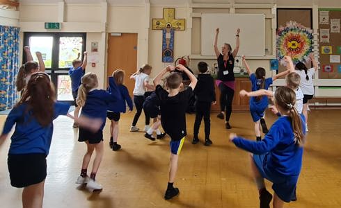 Buzzing Britain: Bringing Morris Dancing to a New Generation